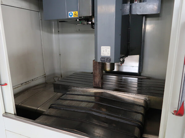 Centro-CNC-usato-AERRE-CL60100K-interno