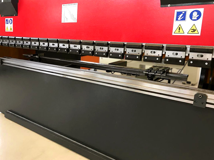 Pressa_piegatrice_usata_GADE_PS_380_dettaglio