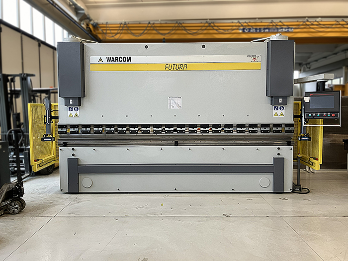 Pressa Piegatrice usata Warcom FUTURA 40-200