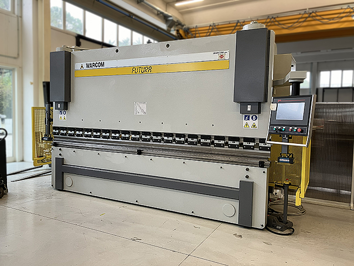 Pressa Piegatrice usata Warcom FUTURA 40-200 - immagine 2