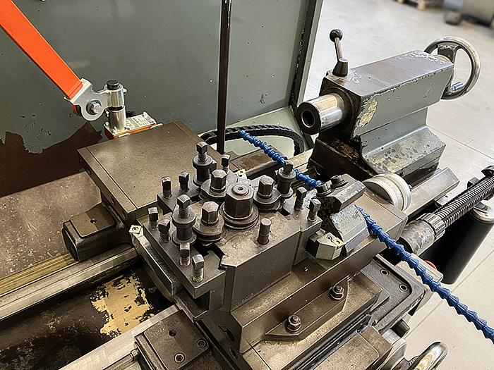 Tornio Parallelo usato CMT Ursus 250 - immagine 5