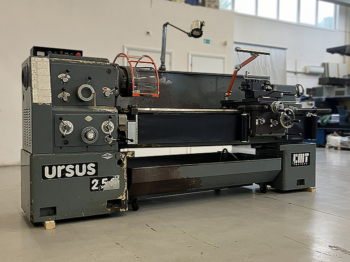 Tornio Parallelo usato CMT Ursus 250 - immagine 4