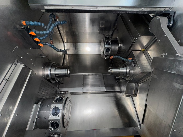 Tornio CNC CMZ TX-66-Y2-Quattro vista interna
